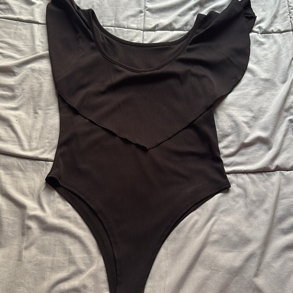 V neck body suit - Picture 4 of 8